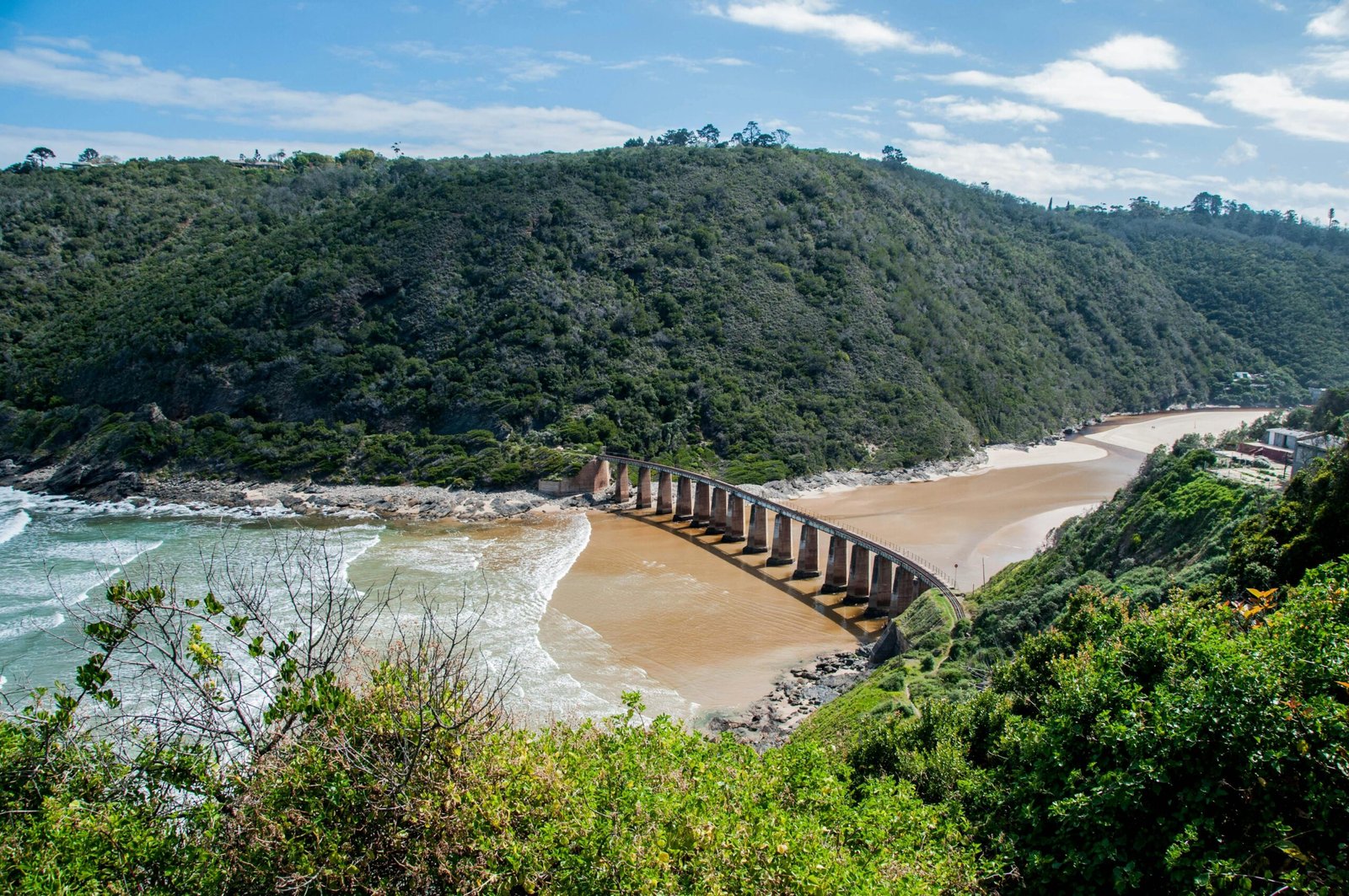 Explore the Garden Route with this complete travel guide covering history, things to do, activities, and where to stay.